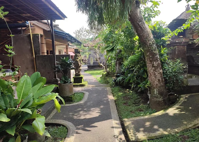 Pucang Sari House
